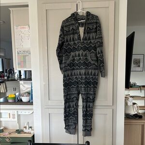 Kavu Gray Patterned Hooded Onesie